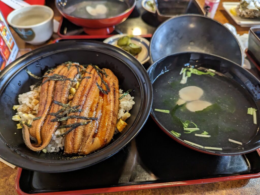 松島おすすめランチ　櫻井の穴子丼